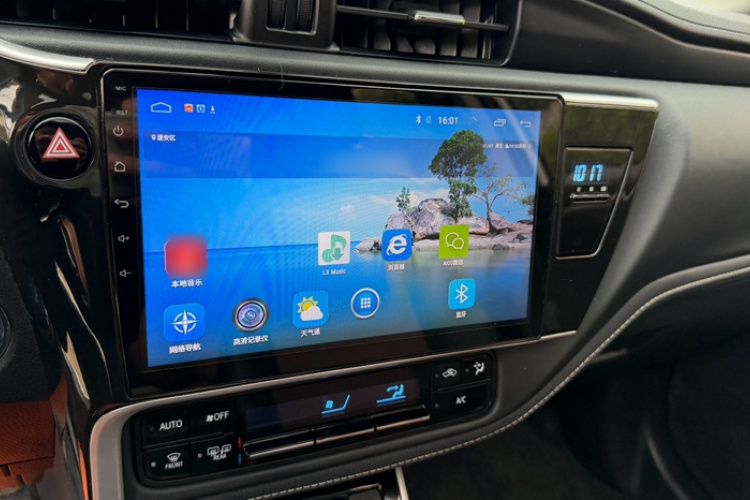 Toyota Corolla 2019 #14 Toyota Corolla 2019 car image #14