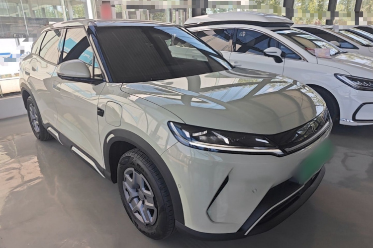 BYD YuanUP 2025 #4 BYD YuanUP 2025 car image #4