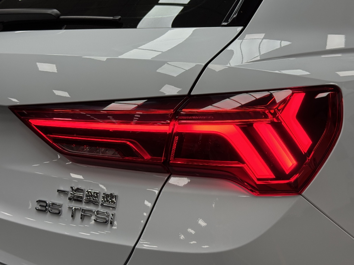 Audi Q3 2022 #21 Audi Q3 2022 car image #21
