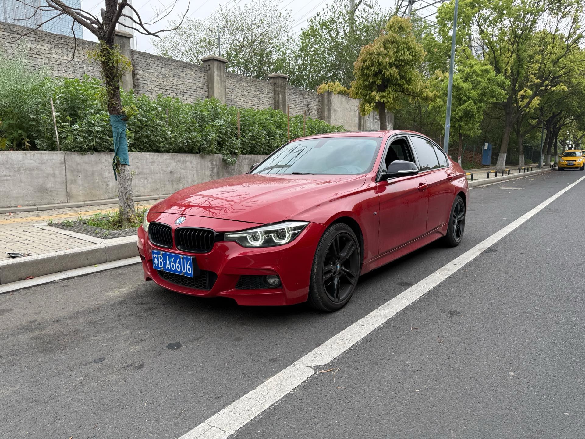 BMW 3 Series 2019 BMW 3 Series 2019 car image