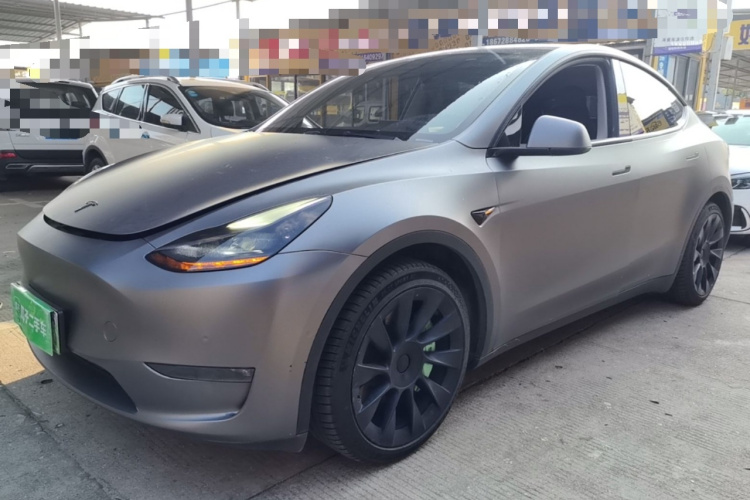 Tesla Model Y 2021 car image #2