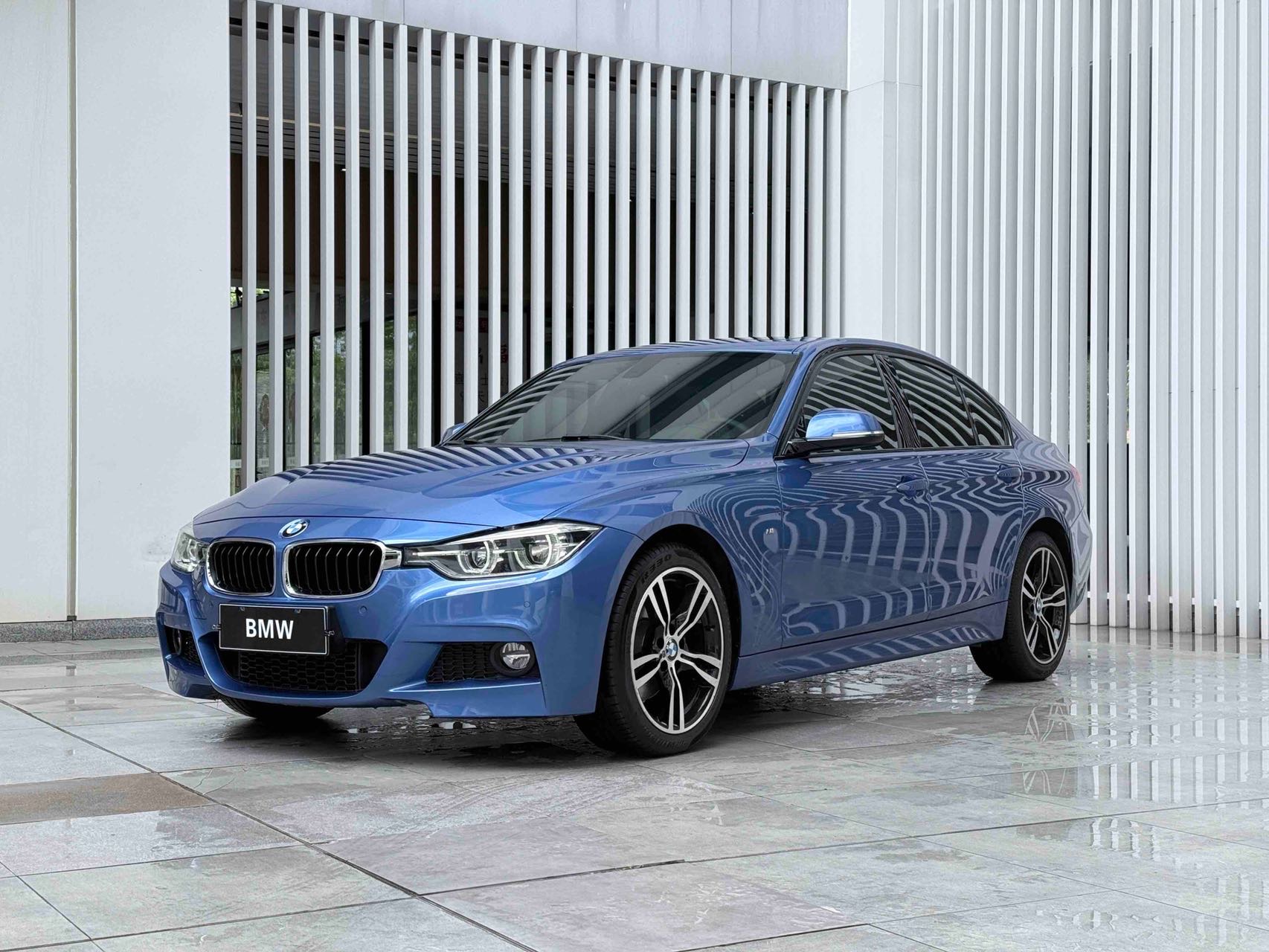 BMW 3 Series 2019 car image 
