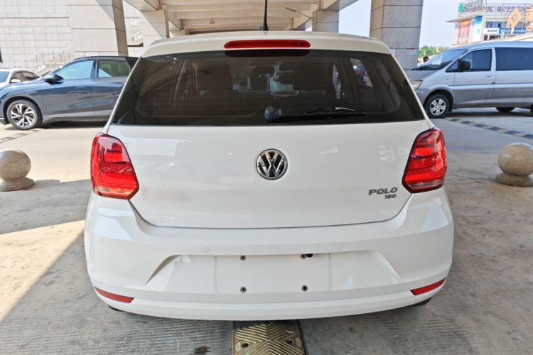 Volkswagen Polo 2016 image de voiture #6