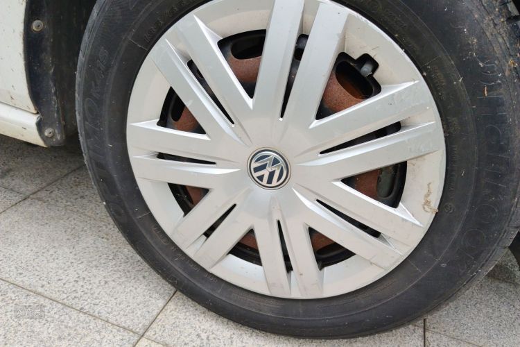 Volkswagen Polo 2018 car image #9