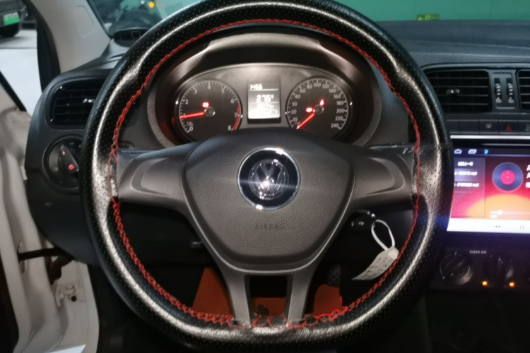 Volkswagen Polo 2018 #11 Volkswagen Polo 2018 car image #11