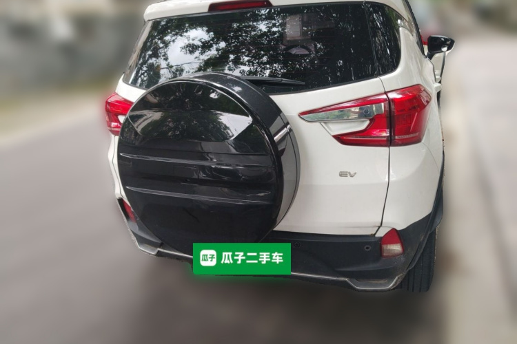 BYD Yuan New Energy 2019 car image #6