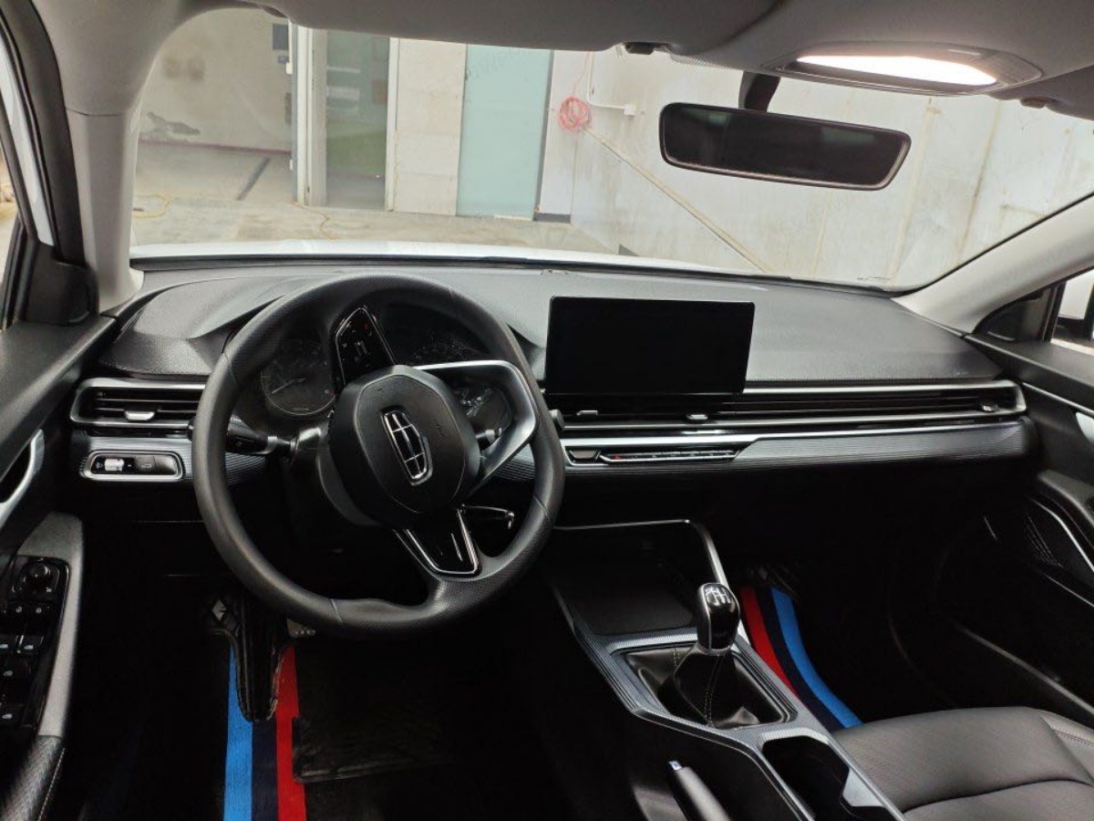 GEELY Emgrand 2023 car image #8