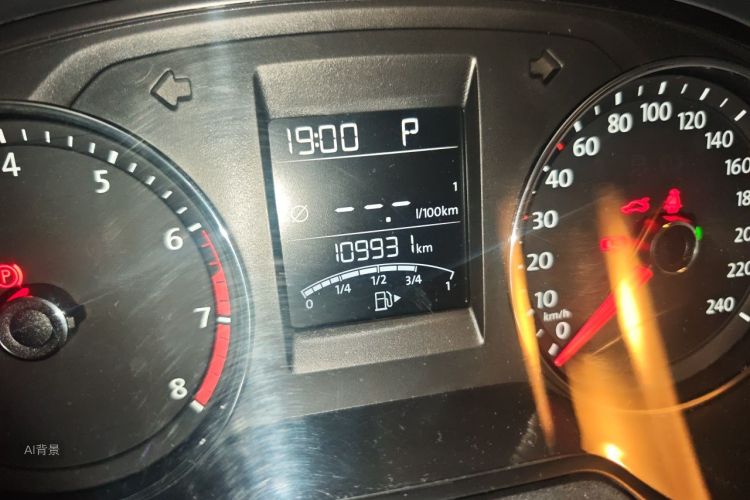 Volkswagen Polo 2016 car image #14