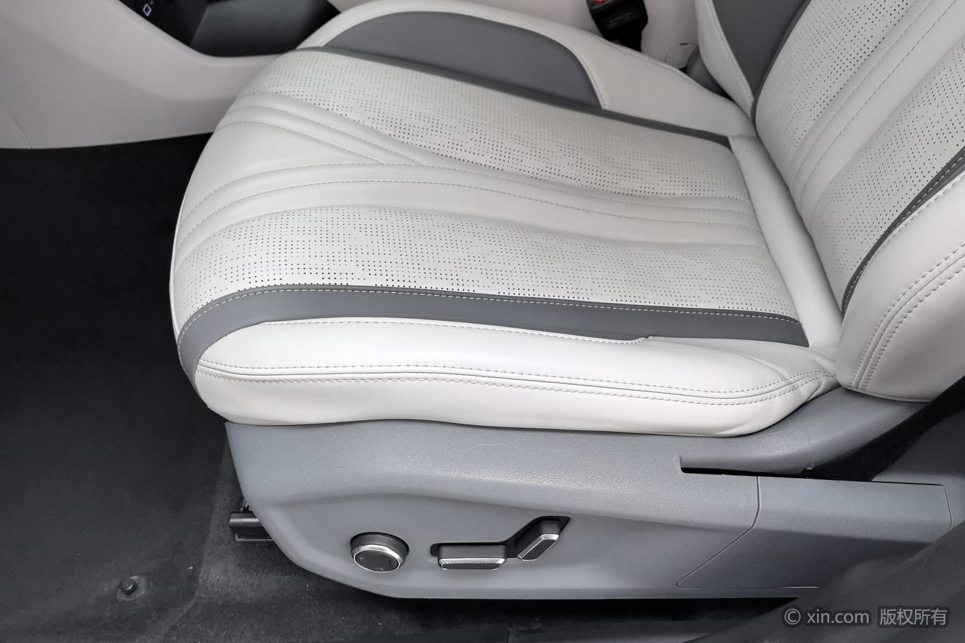 GEELY Monjaro MHEV 2024 #21 GEELY Monjaro MHEV 2024 image de voiture #21