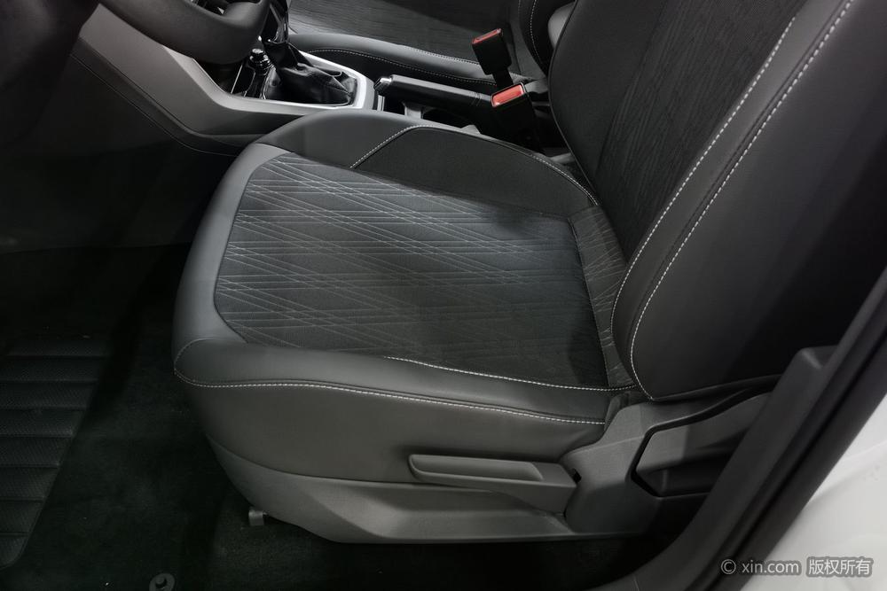 Volkswagen T-Cross 2020 car image #19