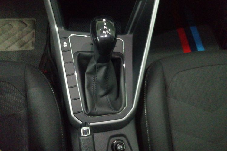 Volkswagen Polo 2020 صورة سيارة #18