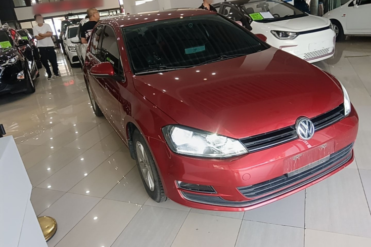 Volkswagen Golf 2015 car image #6
