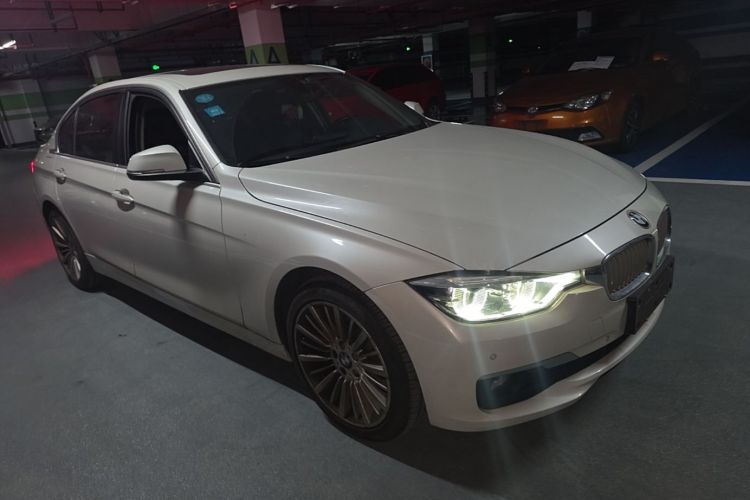 BMW 3 Series 2018 #4 BMW 3 Series 2018 car image #4