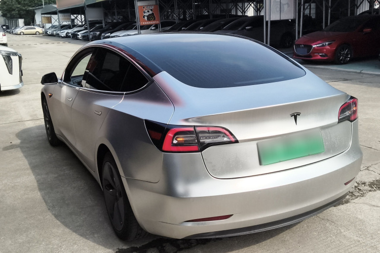 Tesla Model 3 2020 car image #5