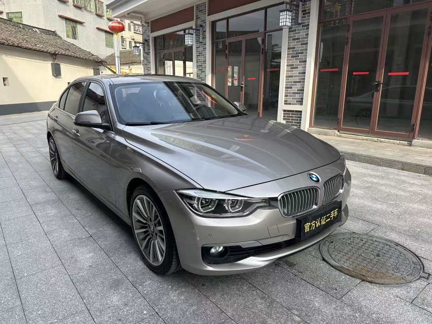BMW 3 Series 2018 #3 BMW 3 Series 2018 car image #3