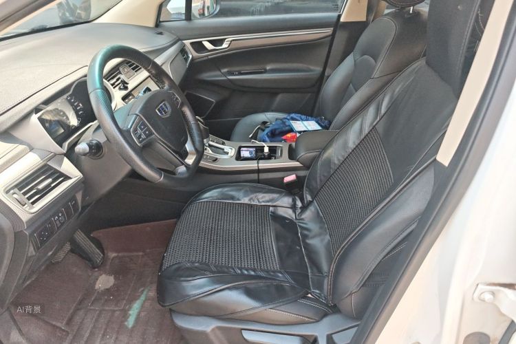GEELY Emgrand GS 2018 car image #17
