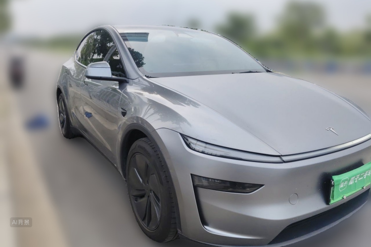 Tesla Model Y 2025 #4 Tesla Model Y 2025 car image #4