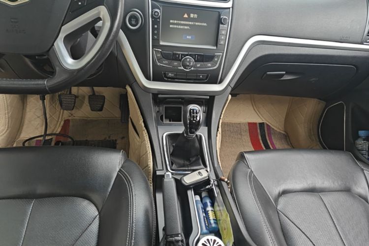GEELY Emgrand 2016 #13 GEELY Emgrand 2016 car image #13
