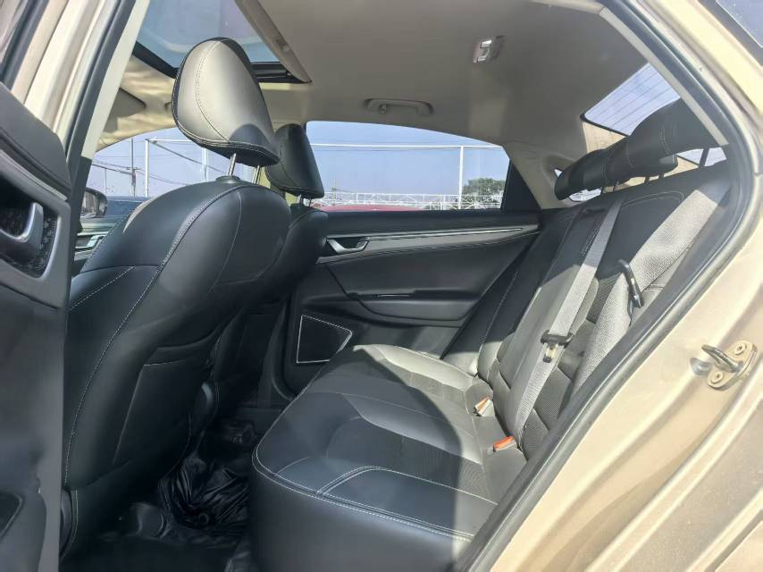 GEELY Emgrand GL 2018 car image #5