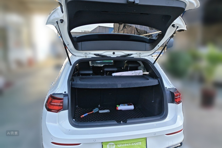 Volkswagen Golf 2023 #21 Volkswagen Golf 2023 صورة سيارة #21