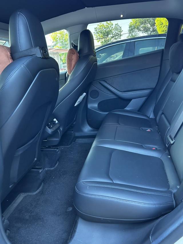 Tesla Model Y 2022 #7 Tesla Model Y 2022 car image #7