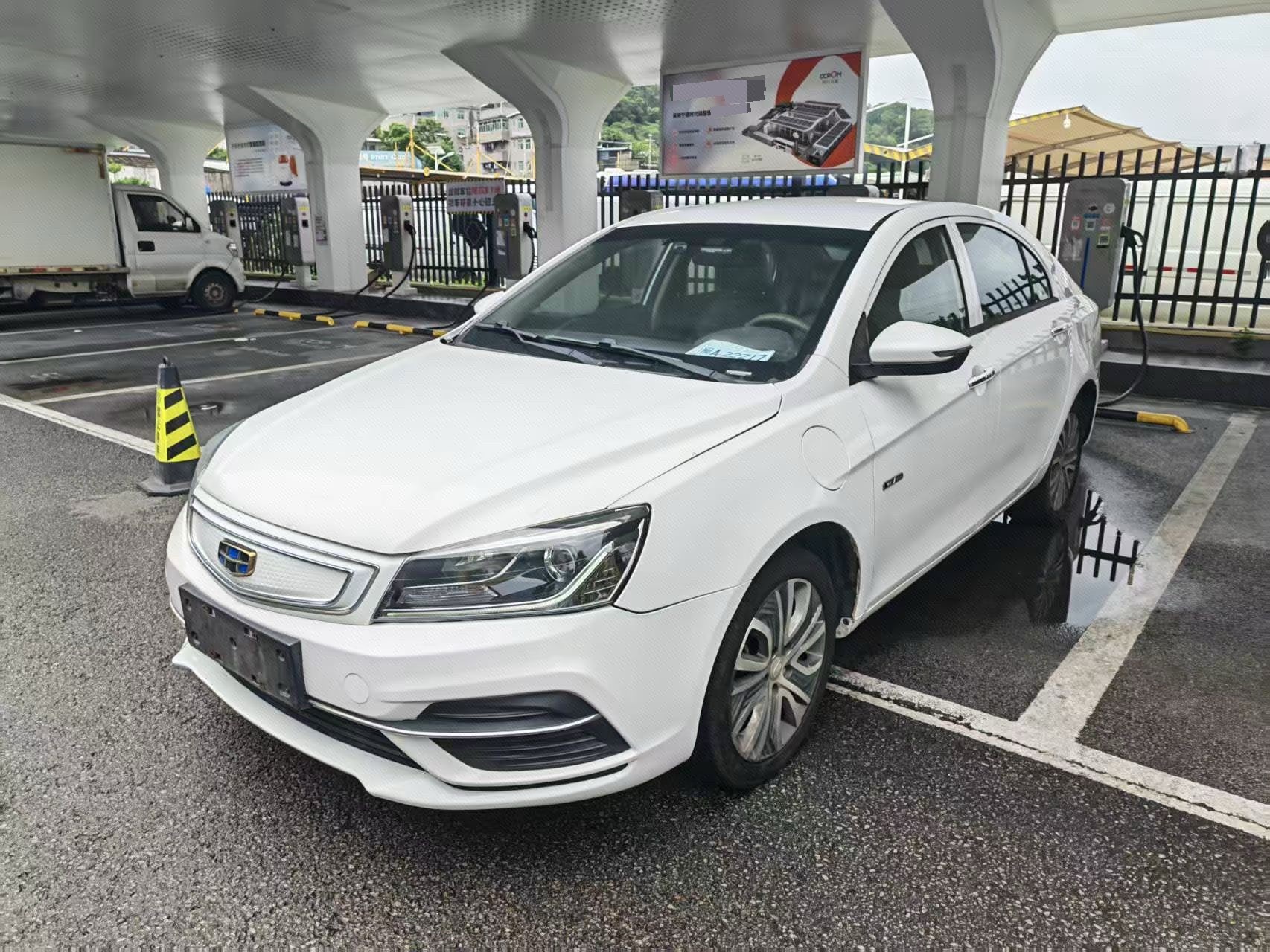 GEELY Emgrand New Energy 2018 GEELY Emgrand New Energy 2018 car image