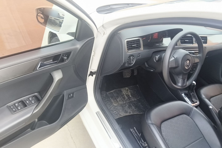 Volkswagen Santana 2018 #16 Volkswagen Santana 2018 car image #16