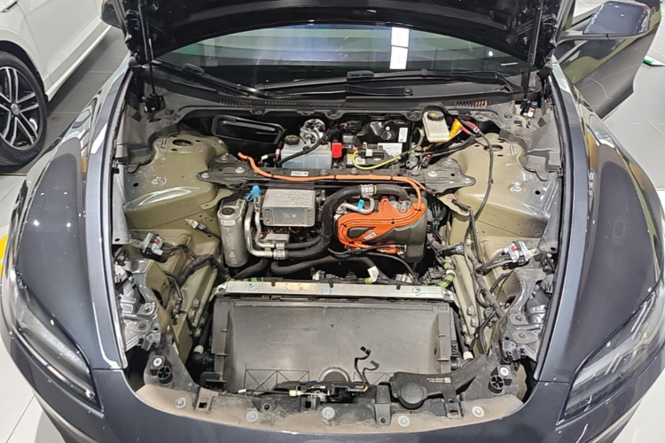 Tesla Model 3 2025 #20 Tesla Model 3 2025 car image #20