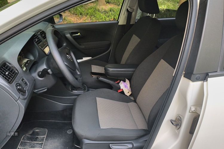 Volkswagen Polo 2016 #17 Volkswagen Polo 2016 car image #17
