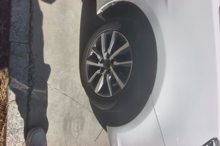 GEELY Emgrand 2020 #9 GEELY Emgrand 2020 car image #9
