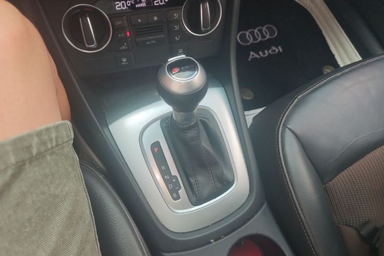 Audi Q3 2019 #18 Audi Q3 2019 car image #18