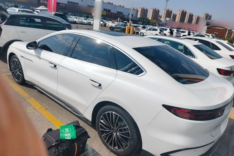 BYD Han 2023 #5 BYD Han 2023 immagine di auto #5