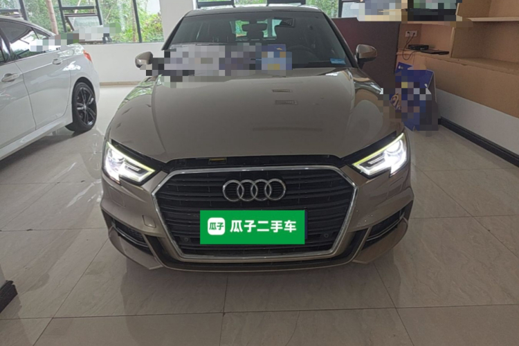 Audi A3 2018 car image #3