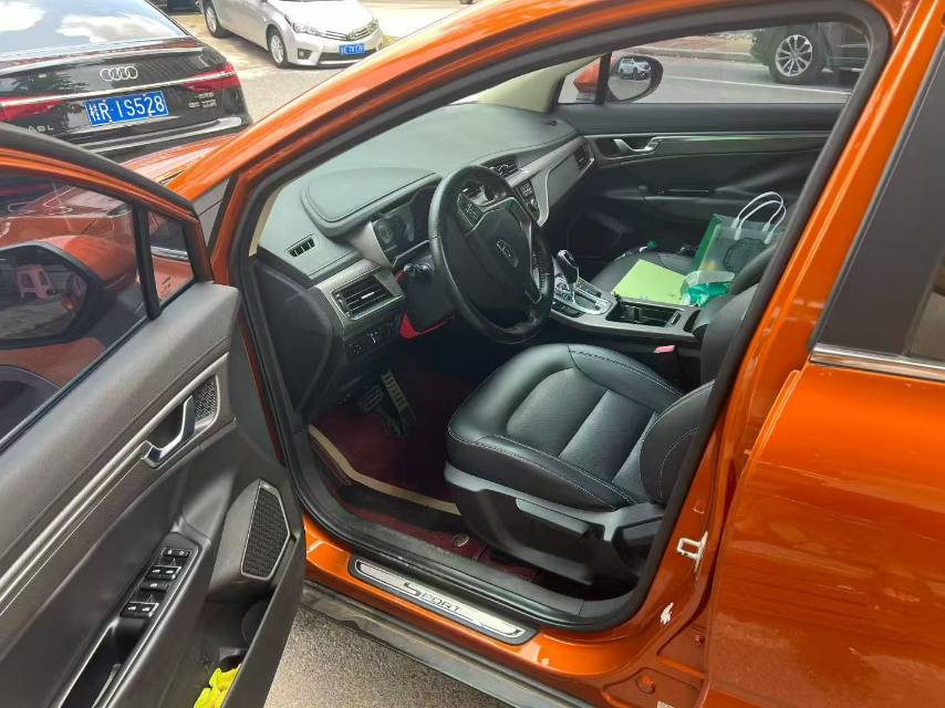 GEELY Emgrand GS 2017 #3 GEELY Emgrand GS 2017 car image #3