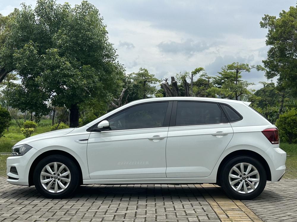 Volkswagen Polo 2023 car image #4