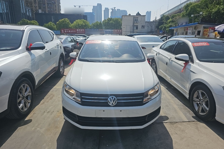 Volkswagen Santana 2020 image de voiture #3