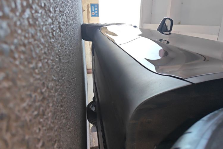 Tesla Model Y 2023 #27 Tesla Model Y 2023 car image #27