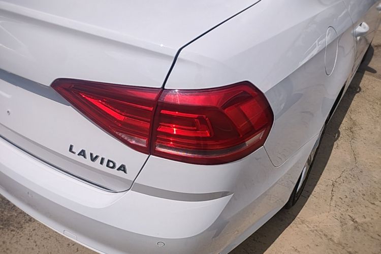 Volkswagen Lavida 2018 #8 Volkswagen Lavida 2018 car image #8