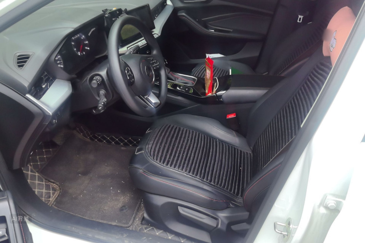 MG 5 2024 car image #17