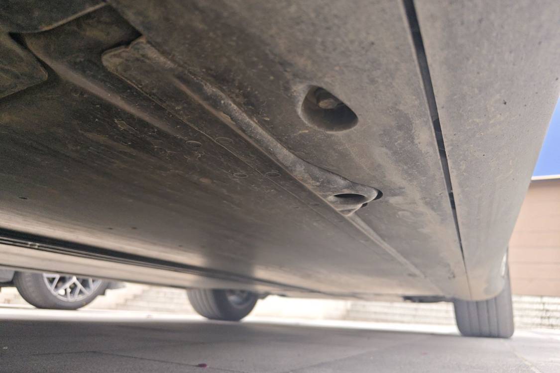 Tesla Model Y 2024 car image #16