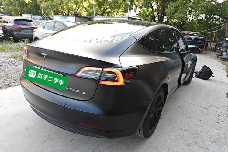 Tesla Model 3 2022 car image #7