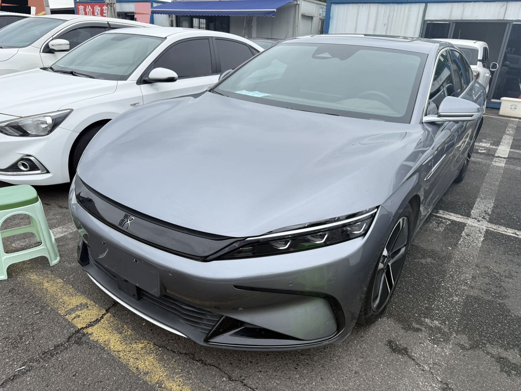 BYD Han 2023 car image 