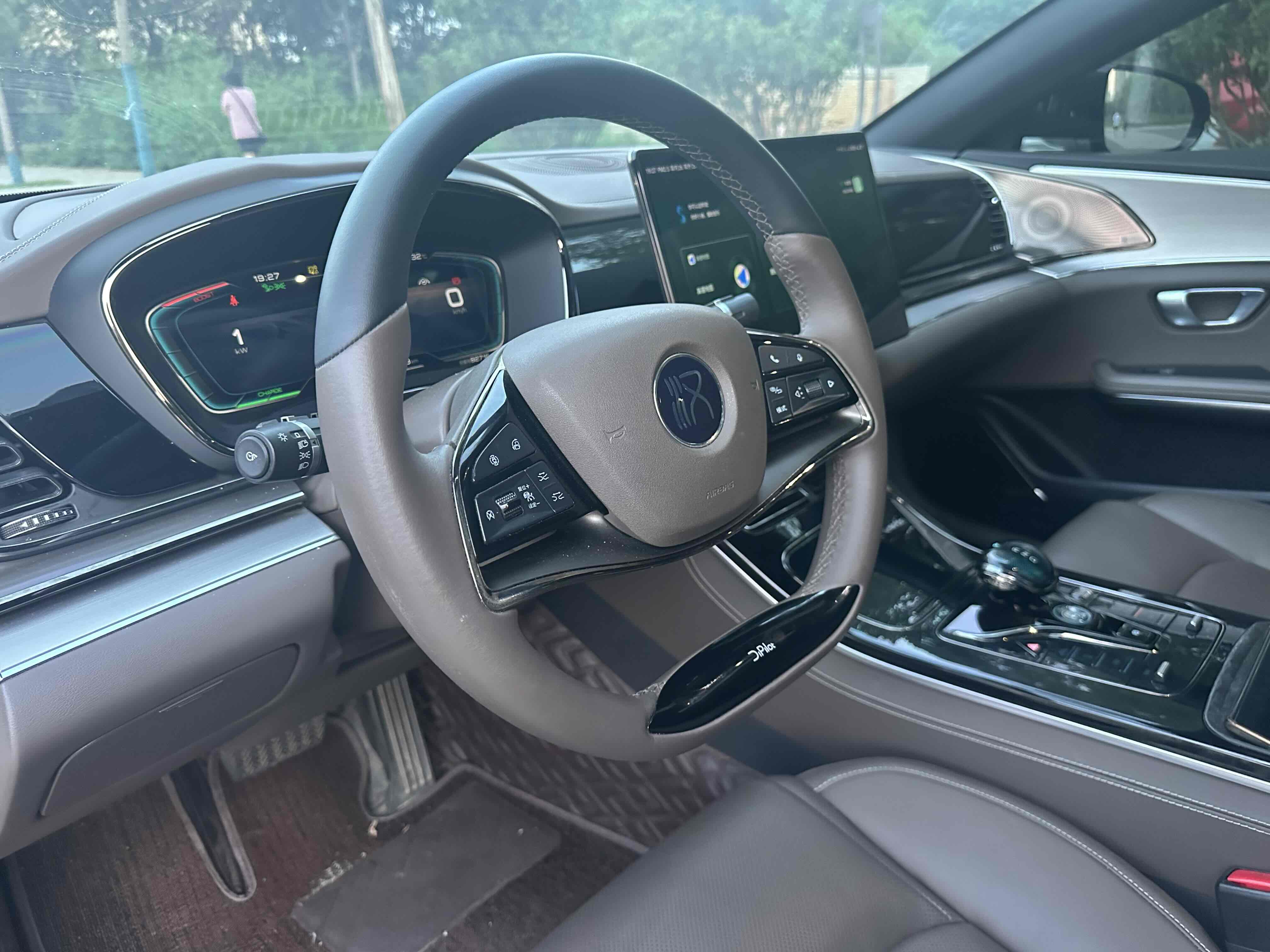 BYD Han 2021 car image #13
