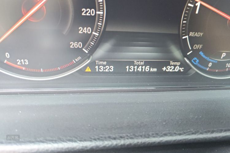 BMW 3 Series 2018 car image #14