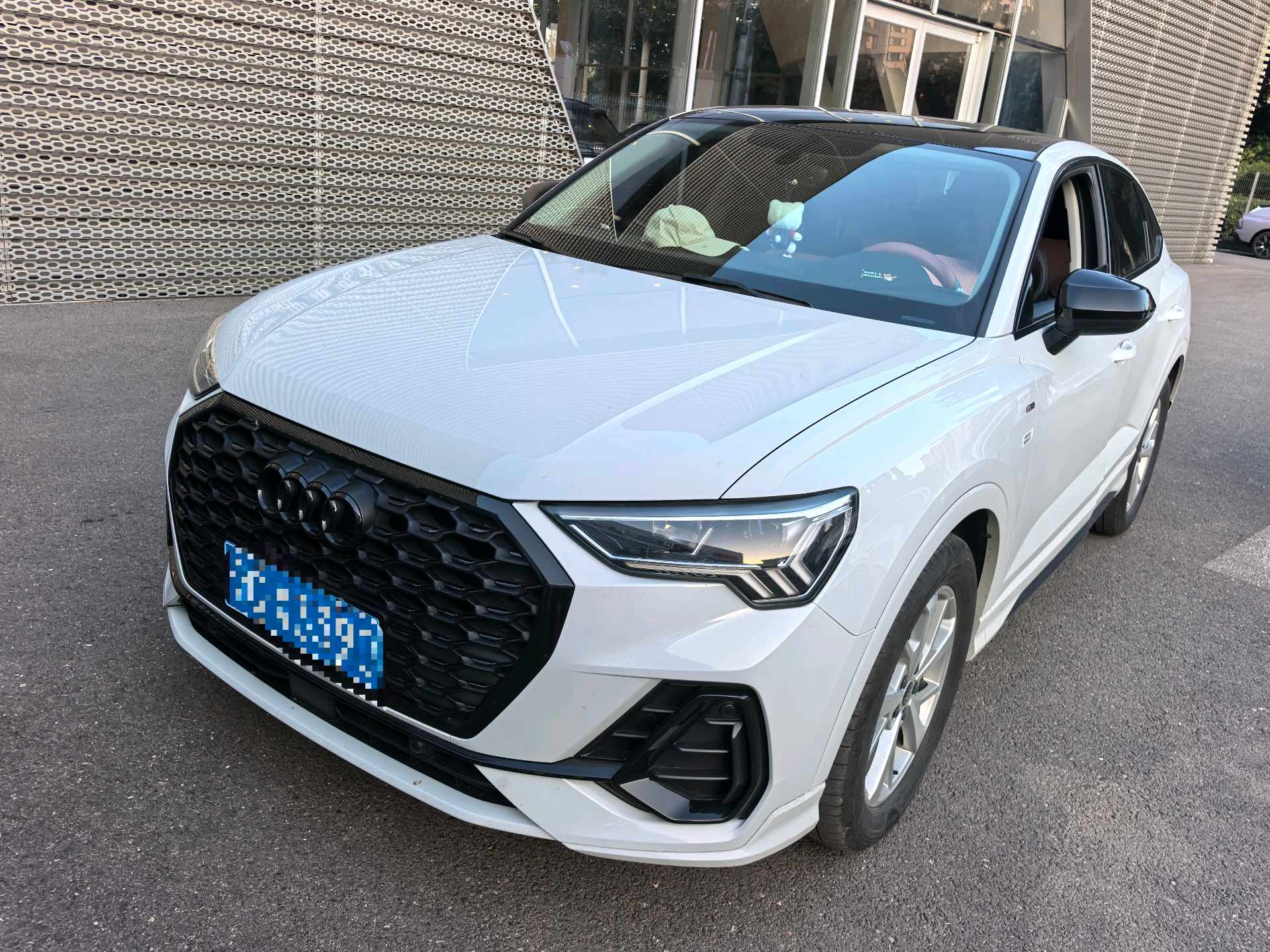 Audi Q3 Sportback 2023 Audi Q3 Sportback 2023 car image