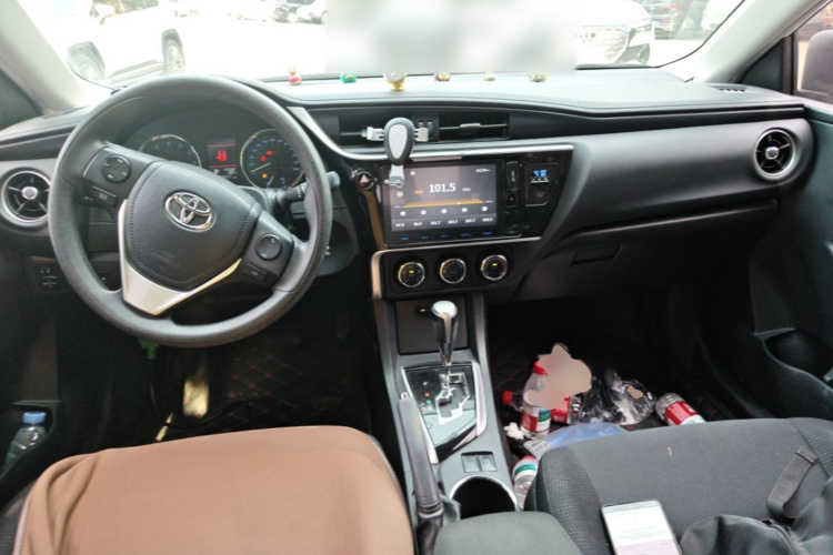 Toyota Corolla 2017 #11 Toyota Corolla 2017 car image #11