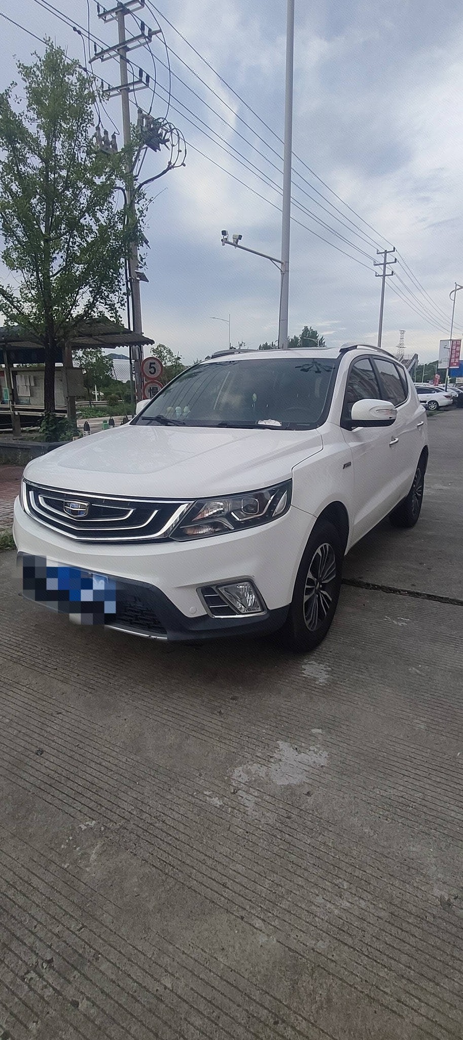 GEELY Vision X6 2017 GEELY Vision X6 2017 immagine di auto
