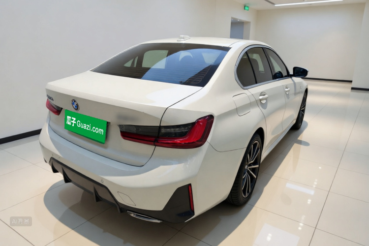 BMW 3 Series 2024 #7 BMW 3 Series 2024 car image #7