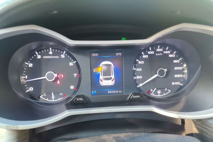 GEELY Emgrand GS 2018 car image #13