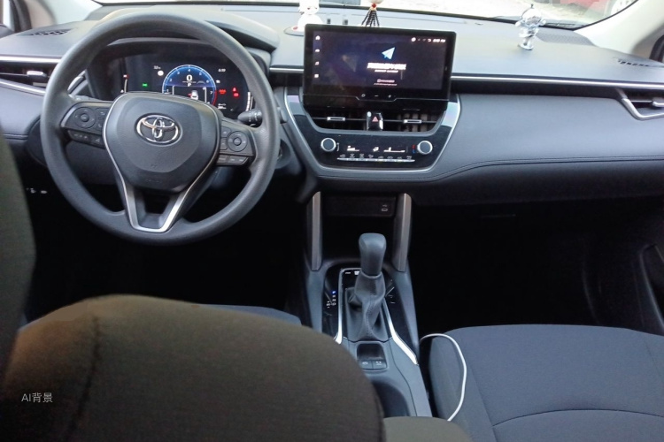 Toyota Corolla Cross 2023 immagine di auto #11